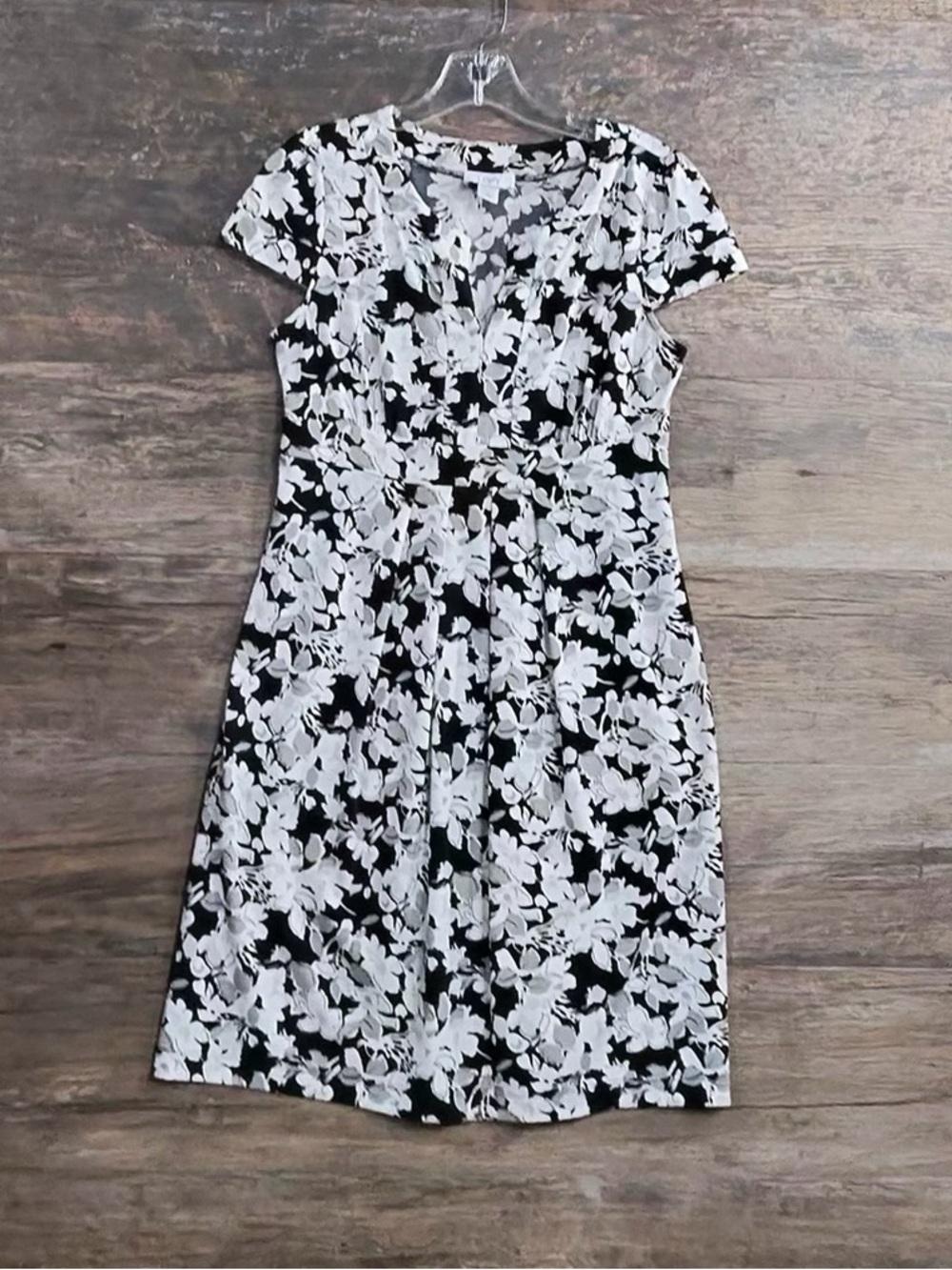 LOFT Black and White Floral Fit & Flare Dress